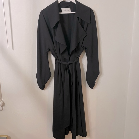 Aritzia Jackets & Blazers - Aritzia Babaton Flowy Trench Coat Size S
